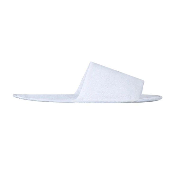 nonwoven slippper